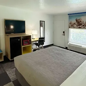 Hotel Days By Wyndham Eglin Afb, Niceville